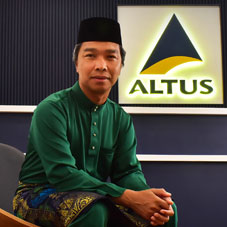  Mohammad Taufik Othman,   Group Managing Director