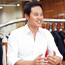 James Huang, President (Global Sales and Operation) 