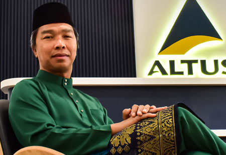 Mohammad Taufik Othman, Group Managing Director