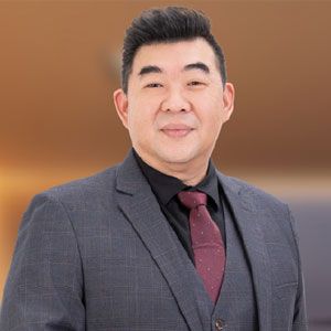 Collin Ng,  Director & CEO, EI Corporation