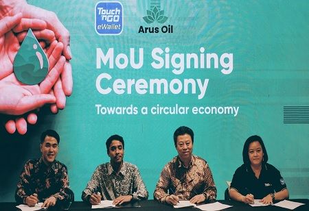 Arus Oil and TNG eWallet Boost Malaysia's Circular Economy for a Greener Future