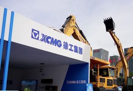 XCMG Opens Jakarta Training Center to Enhance Local Talent and Services